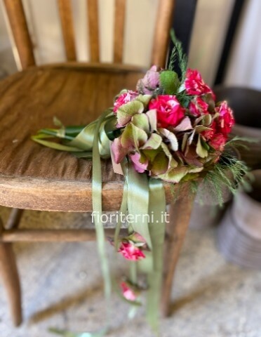bouquet rose ramificate e ortensia