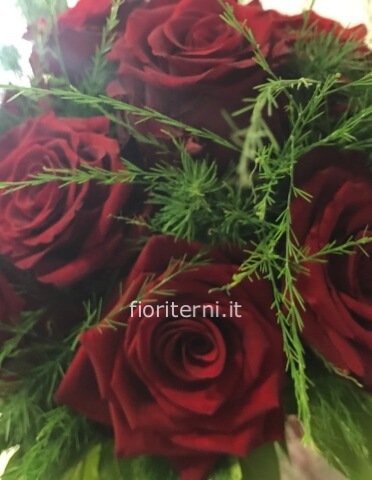 Bouquet d3i rose rosse lunghe